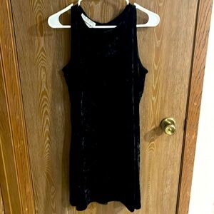 Crushed velvet black party dress.